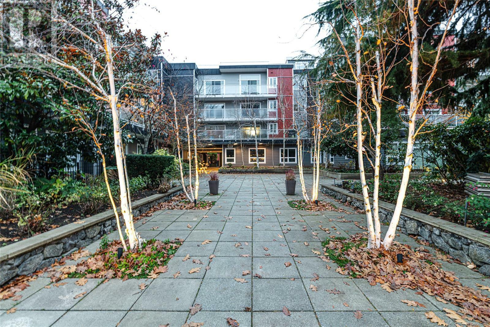 Photo de la propriété:  1315 Esquimalt Road 310  BC V9A 3P5 