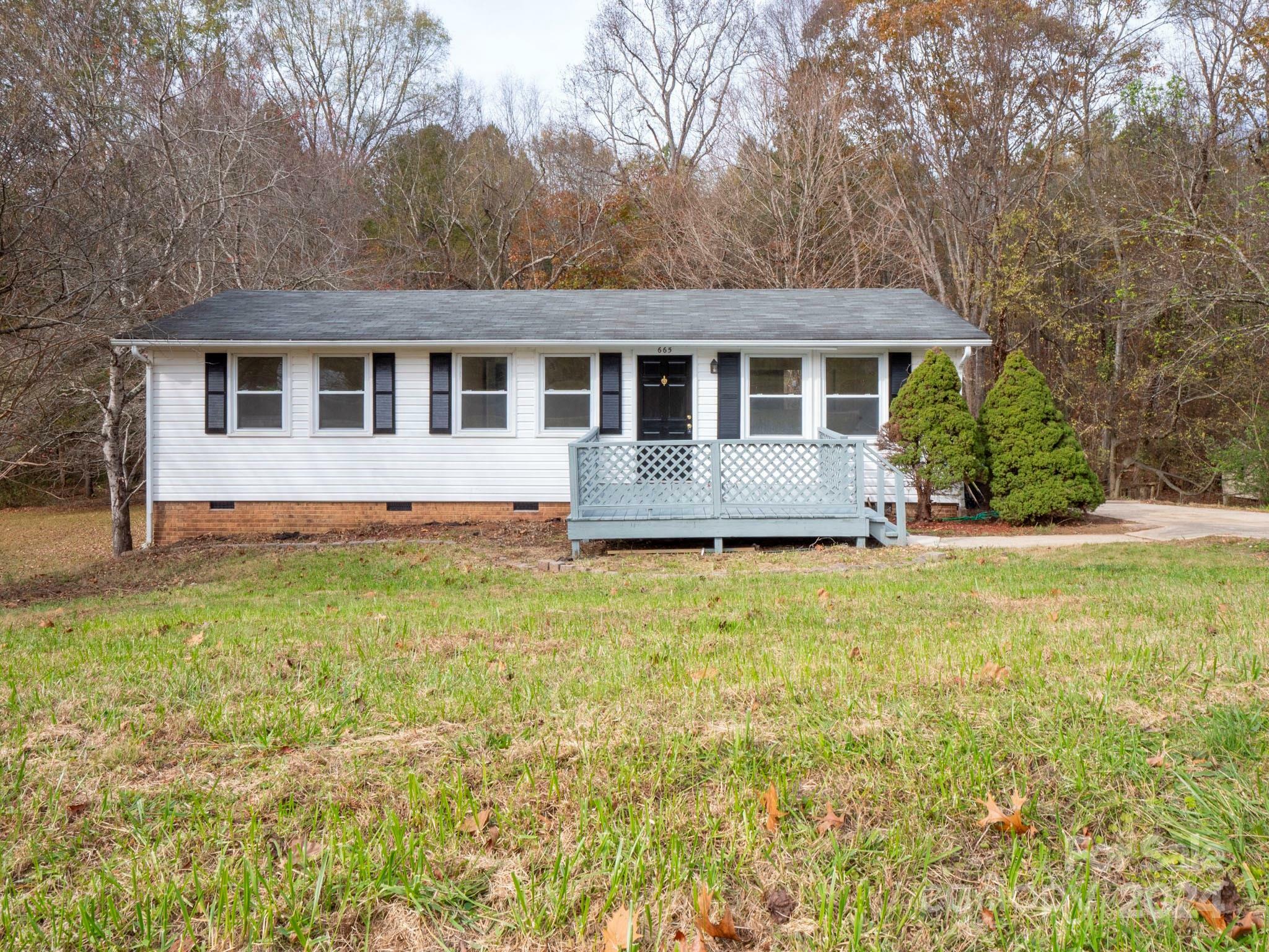 Property Photo:  665 Firecrest Street SE  NC 28025 