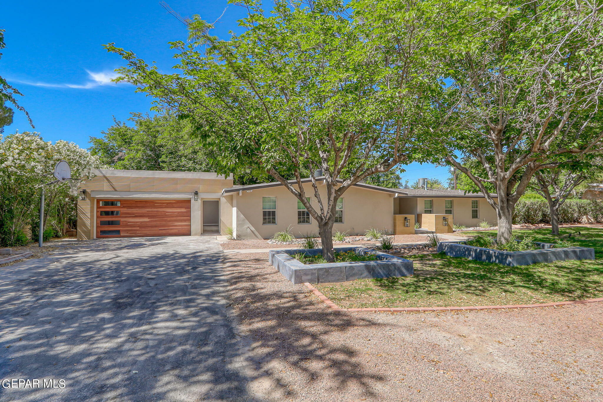 Property Photo:  761 Camino Real Avenue  TX 79922 