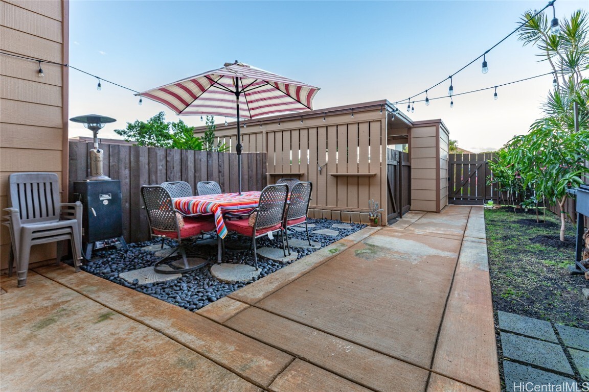 Property Photo: 94-405 Kaholo Street 94 HI 96789
