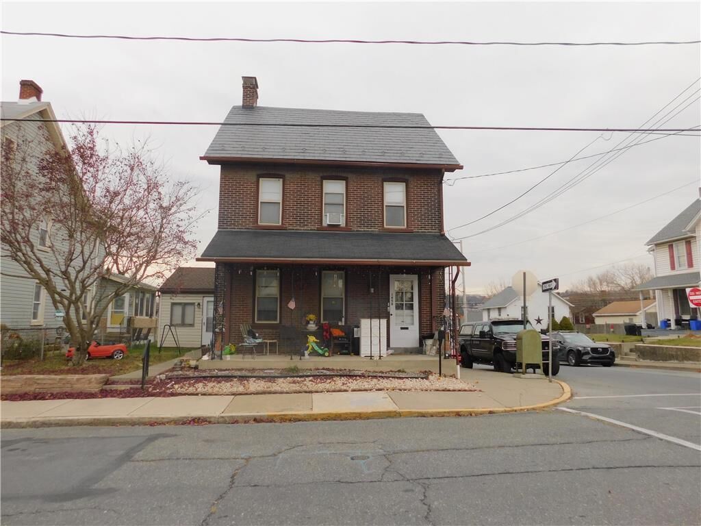 Property Photo:  1858 Washington Avenue  PA 18067 