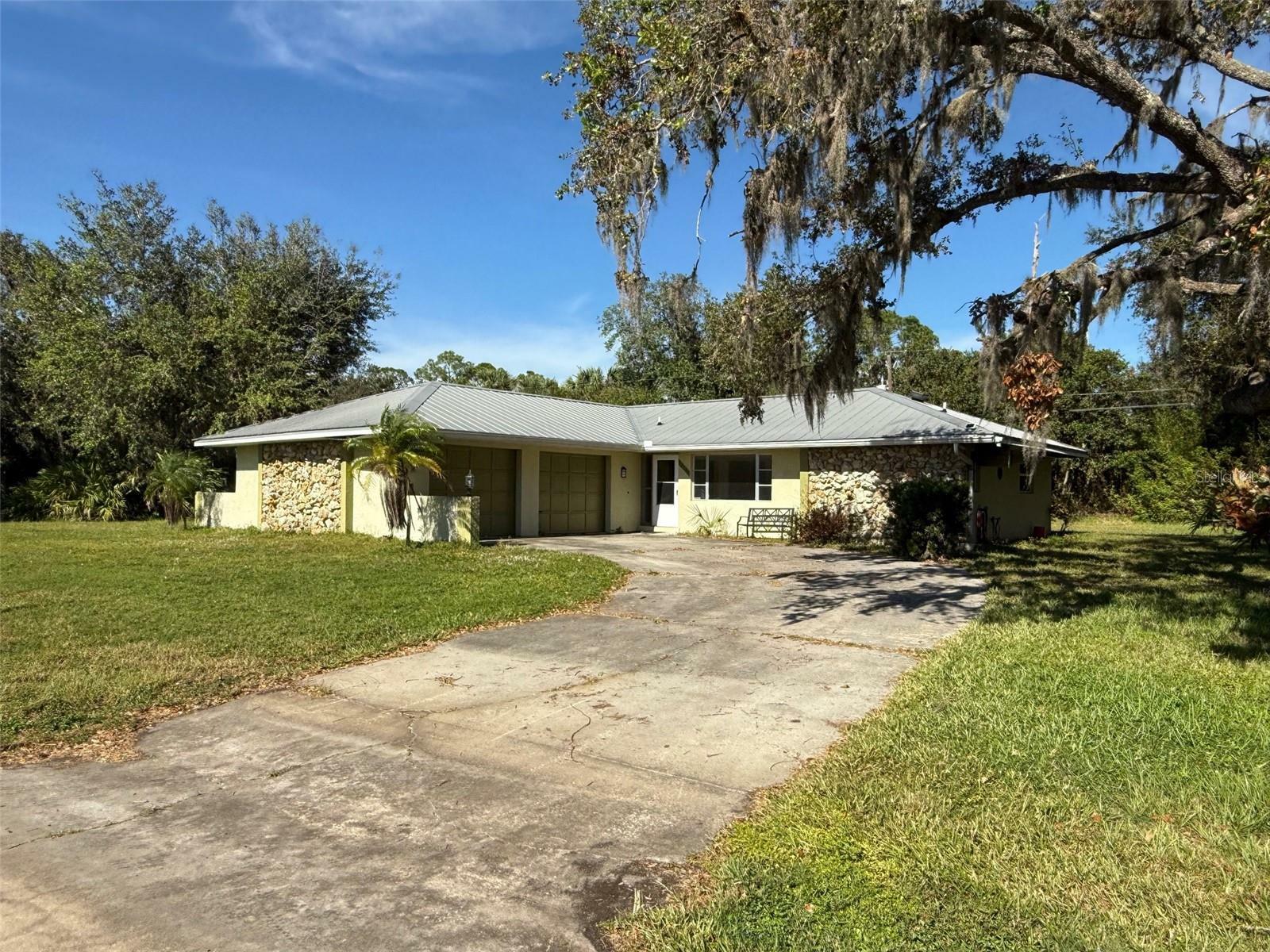 Property Photo:  20296 Vanguard Terrace  FL 33954 