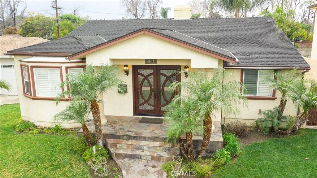 Property Photo:  4947 Fulton Avenue  CA 91423 