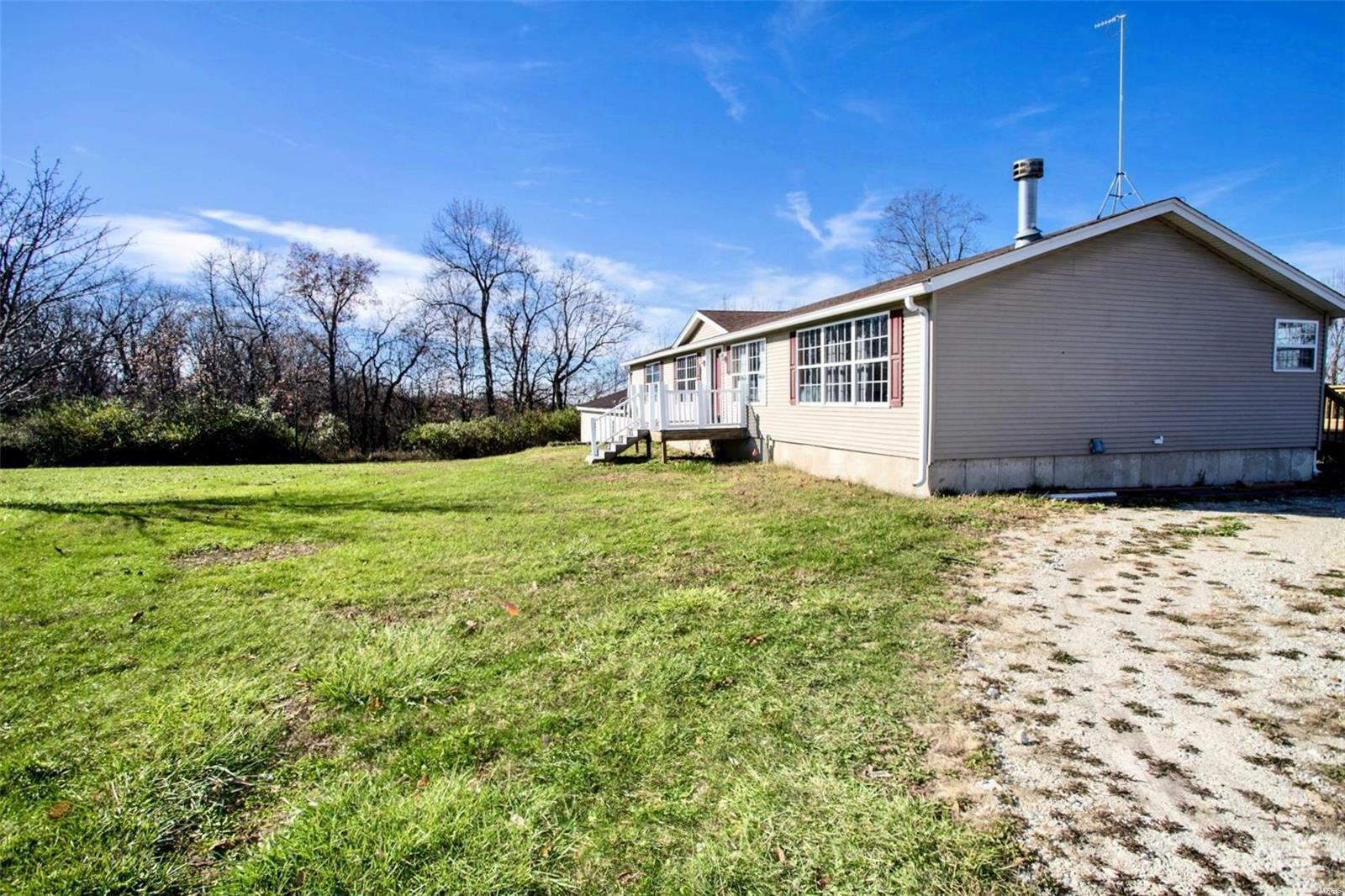 Property Photo:  41 Lloyd Court  MO 63343 