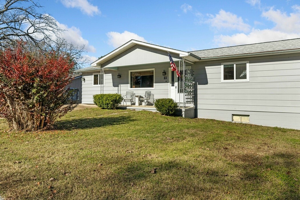 Property Photo:  11 Whiteys Drive  AR 72644 