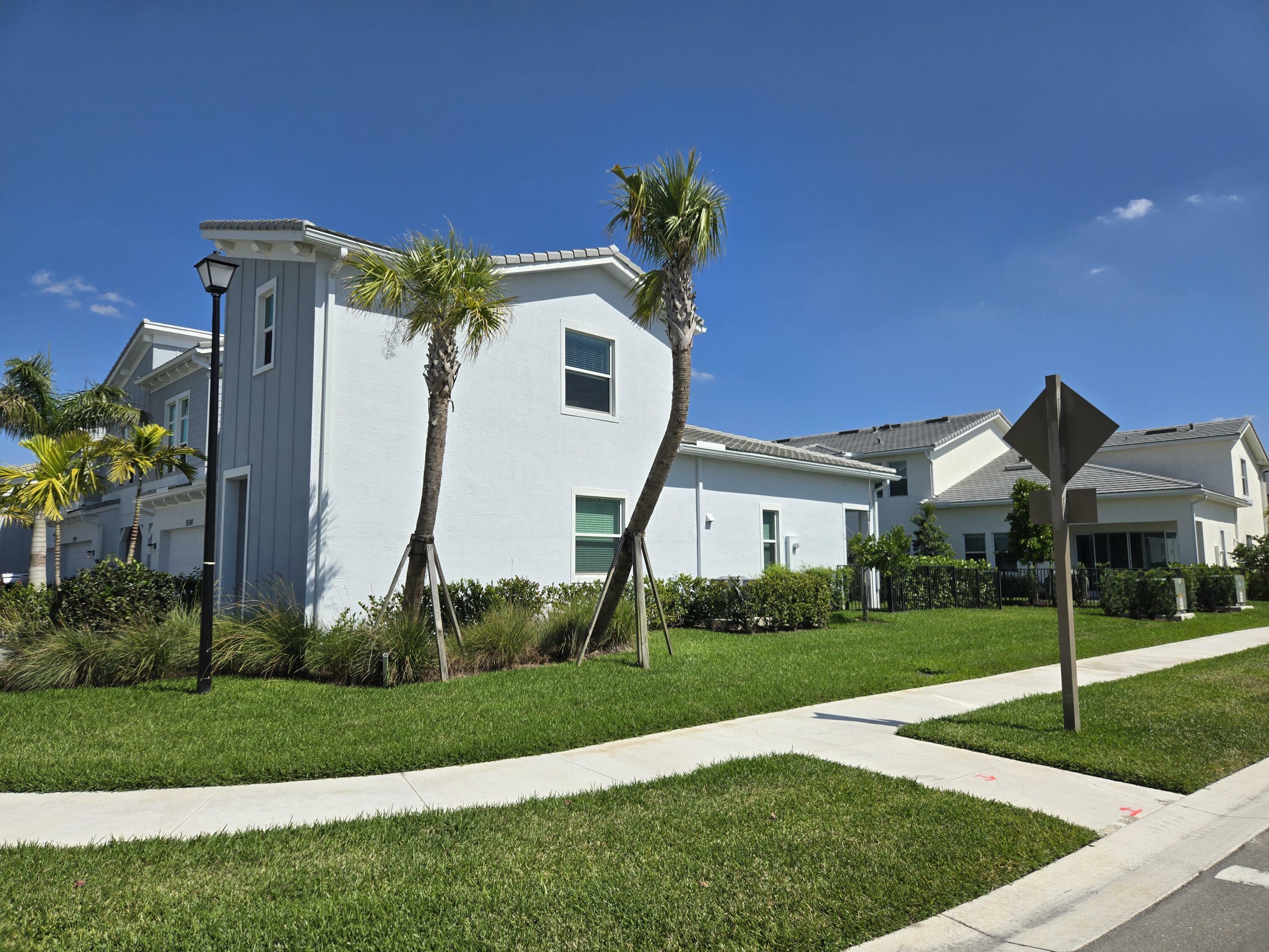 Property Photo: 5120 Willow Creek Drive FL 33470
