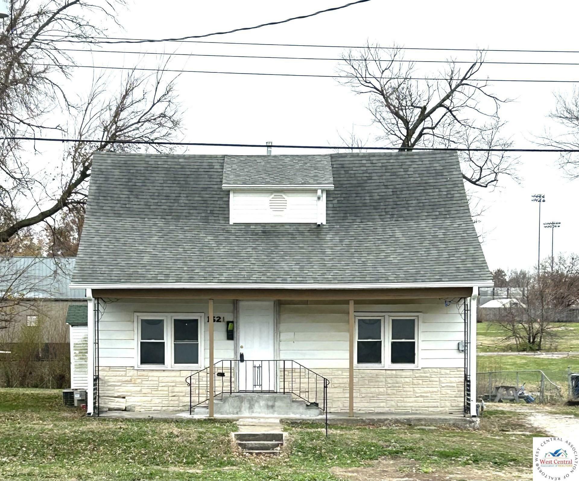 Property Photo:  1521 W Main  MO 65301 