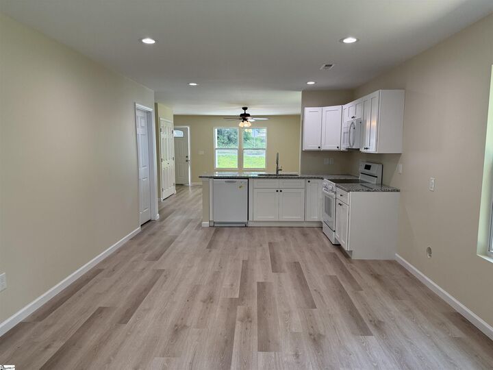 Property Photo:  815 S Liberty Street  SC 29306 