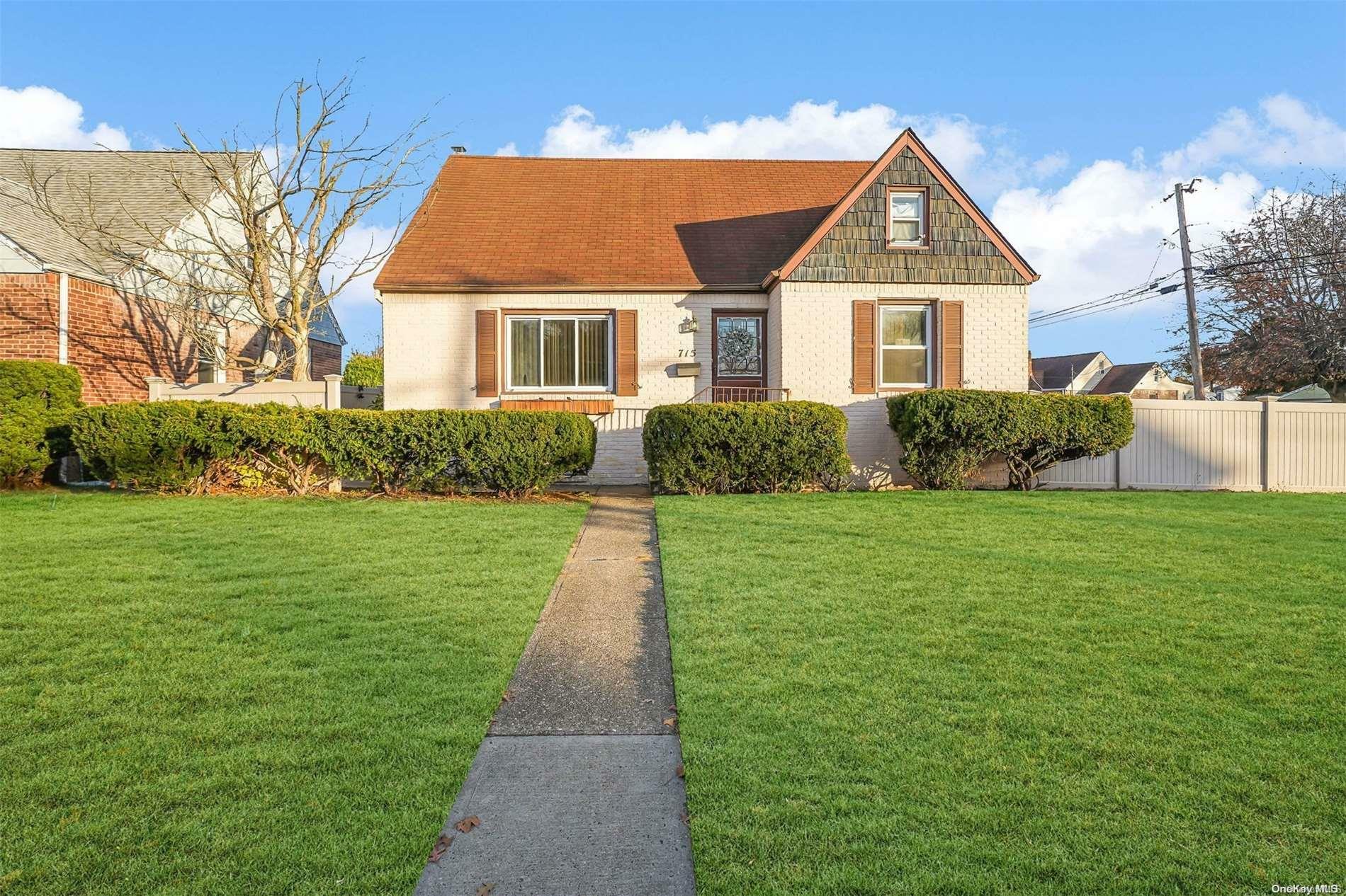 Property Photo: 715 Uniondale Avenue NY 11553