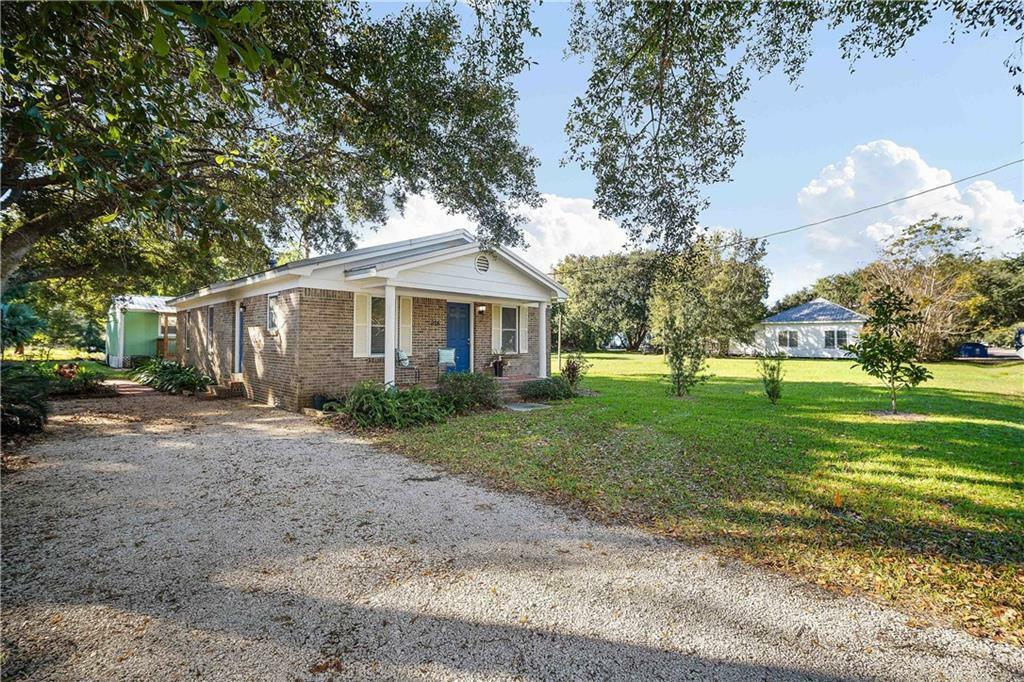 Property Photo:  915 Cadillac Avenue  AL 36528 