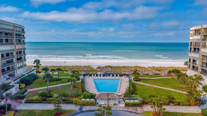 Property Photo: 1430 Gulf Boulevard 612 FL 33767