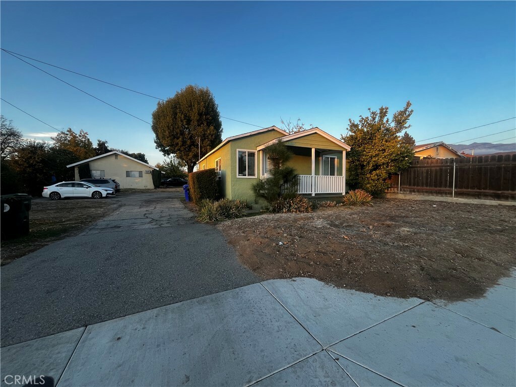 34768 Avenue Avenue E  Yucaipa CA 92399 photo