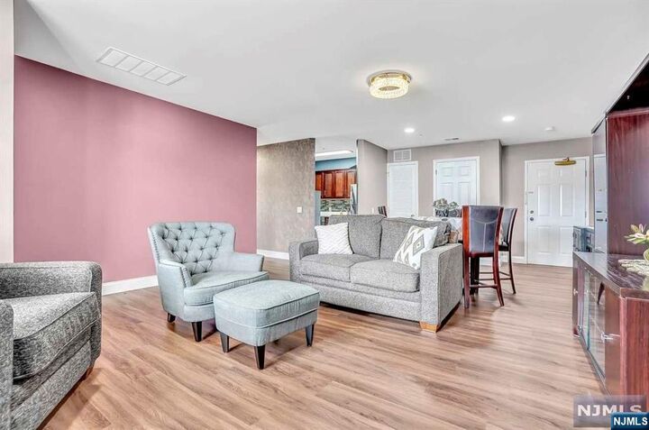 Property Photo: 39 Union Street 102 NJ 07601
