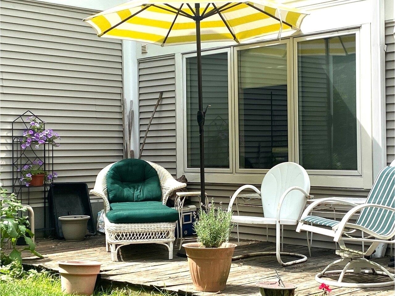 22 East Village Drive  Burlington VT 05401 photo