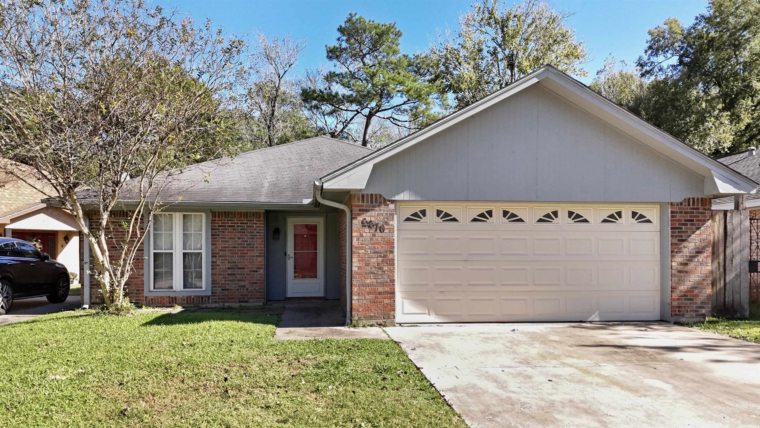 6670 Forest Trail  Beaumont TX 77713 photo