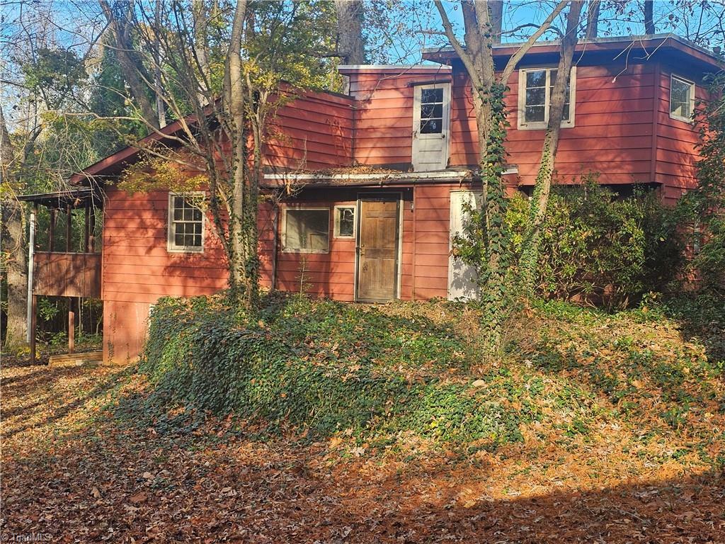 Property Photo:  248 N Peace Haven Road  NC 27104 