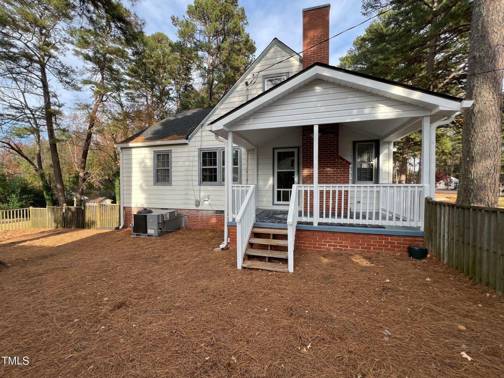 Property Photo:  2412 Oxford Road  NC 27536 