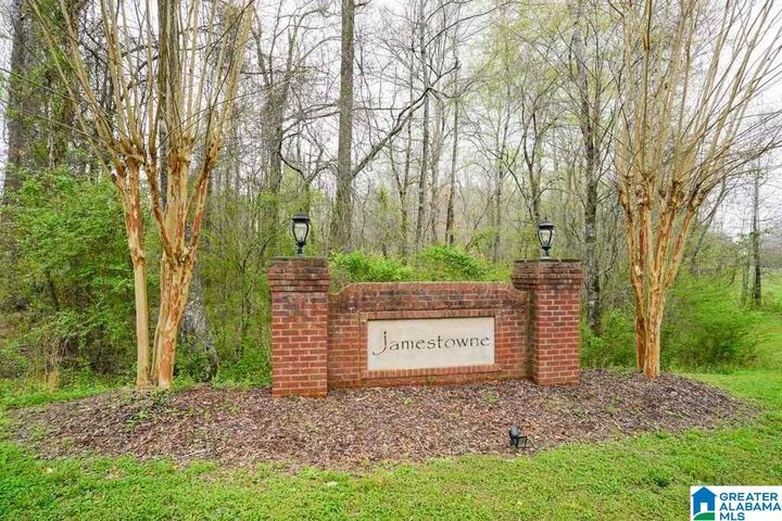 7509 Colonial Trace Circle 20  Bessemer AL 35022 photo