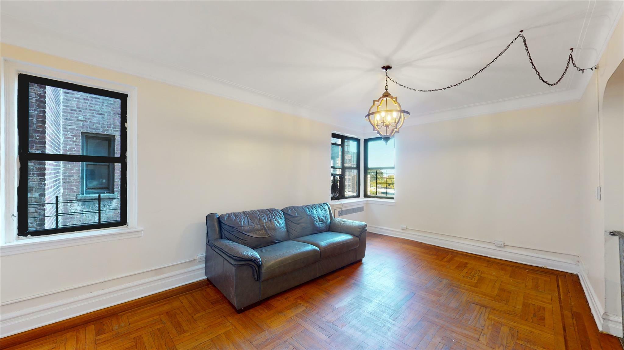 Property Photo:  3000 Valentine Avenue 4E  NY 10458 