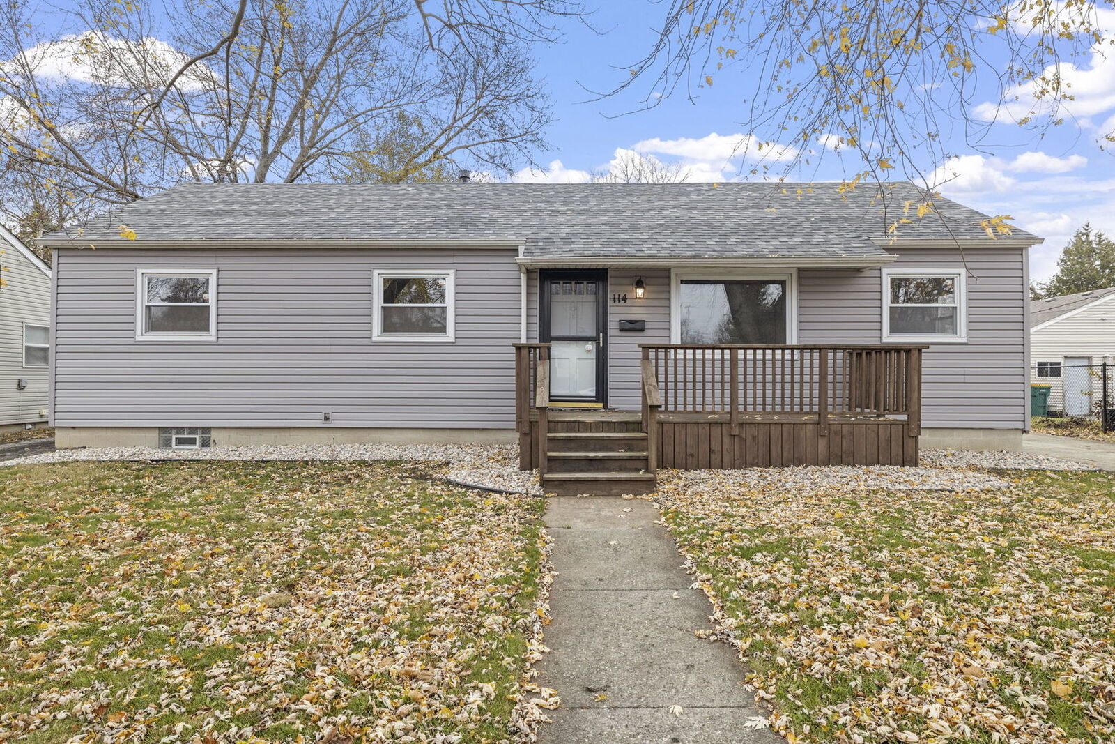 Property Photo:  114 Park Drive  IL 60436 
