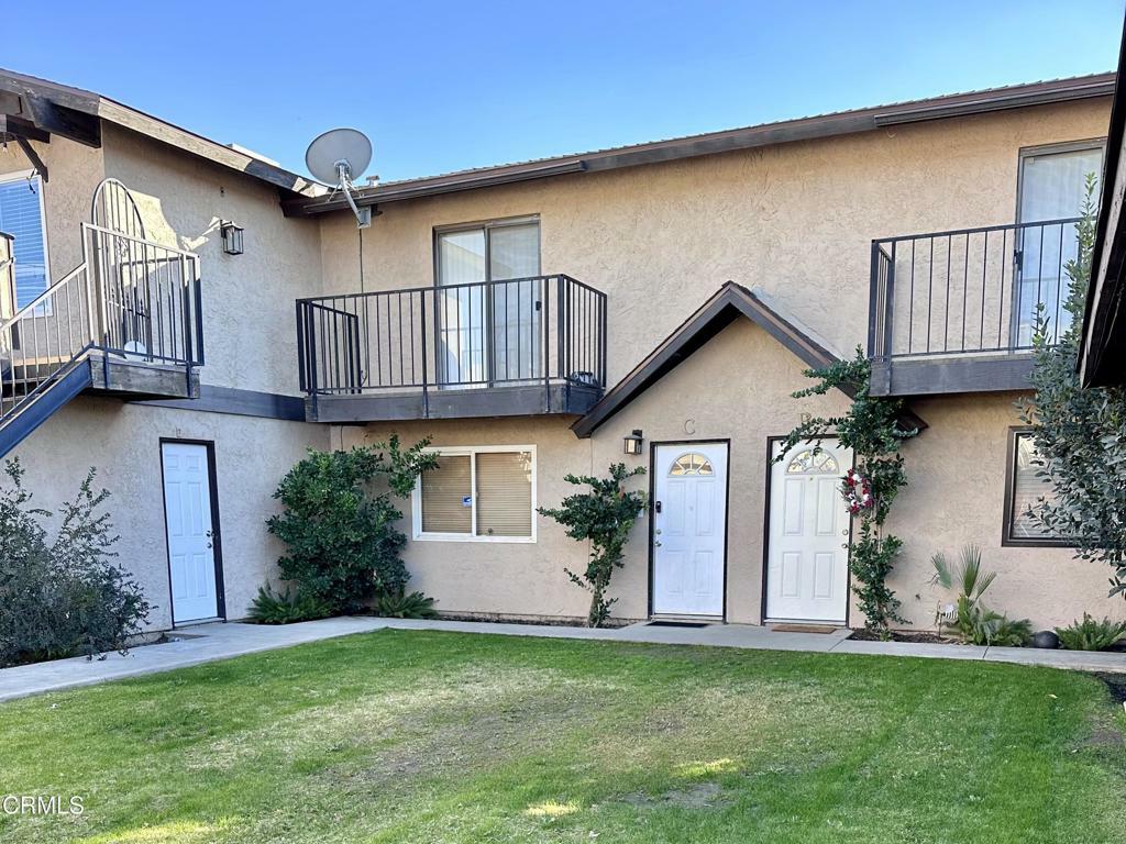 Property Photo:  1108 McDonald Way  CA 93309 