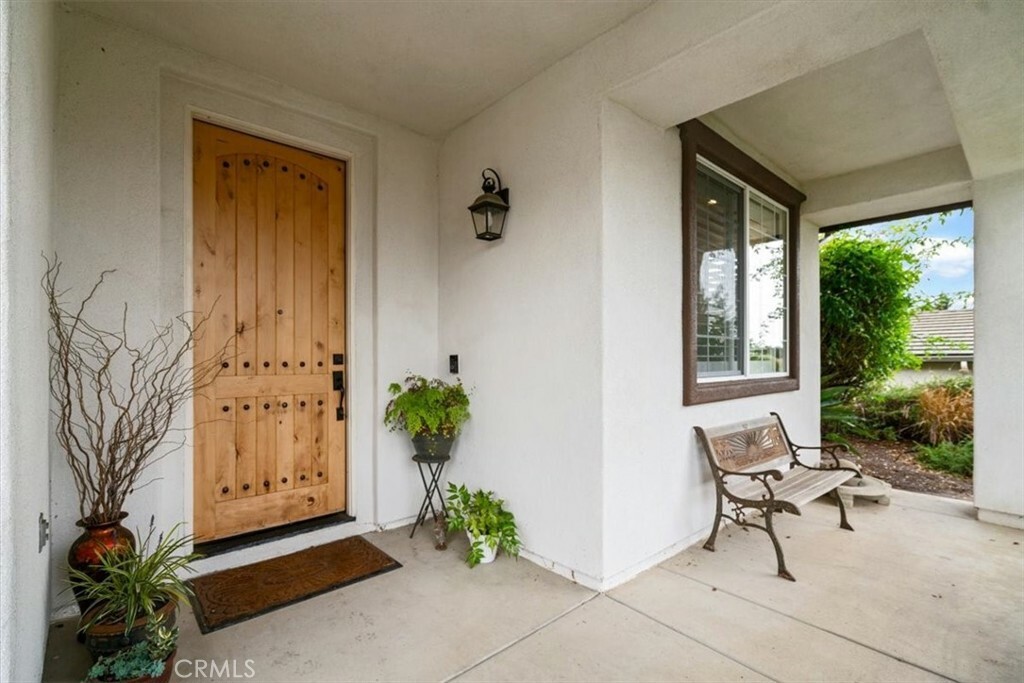 Property Photo:  2231 Kittiwake St  CA 93420 