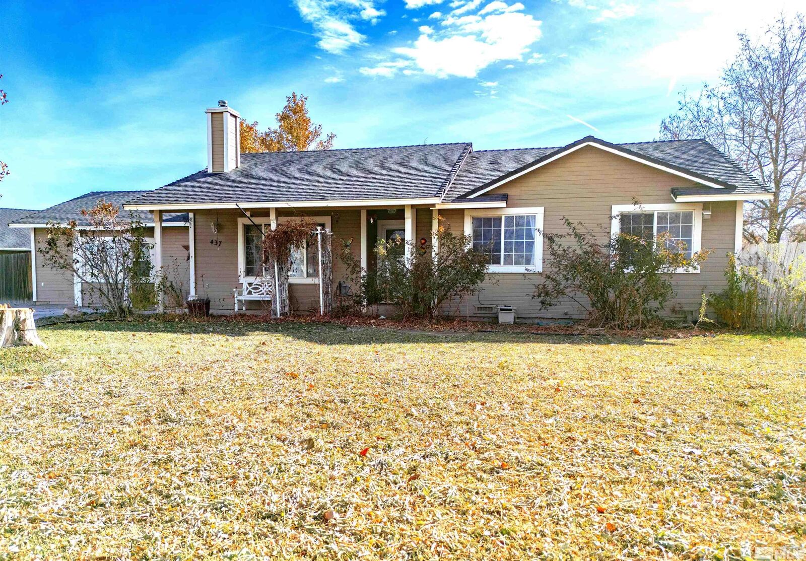 Property Photo:  437 Crimson Road  NV 89408 