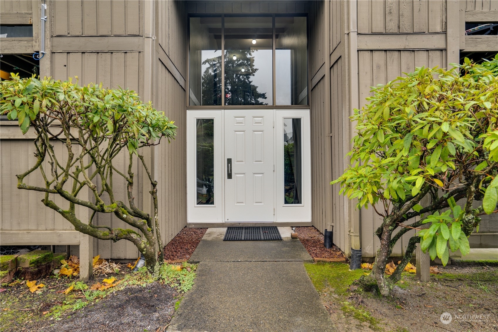 Property Photo:  1505 N Defiance Street Q203  WA 98406 