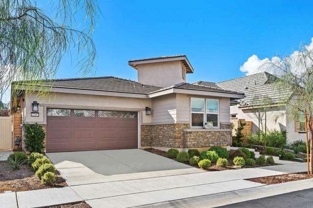 Property Photo: 32063 Hyacinth Way CA 92591