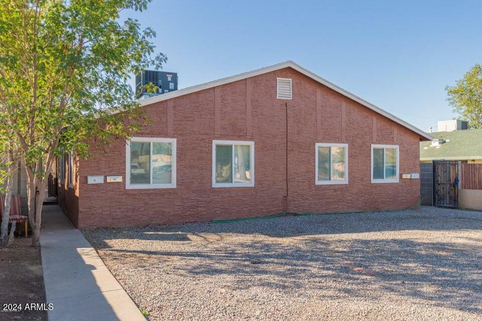 Property Photo:  1501 E Roosevelt Street  AZ 85006 