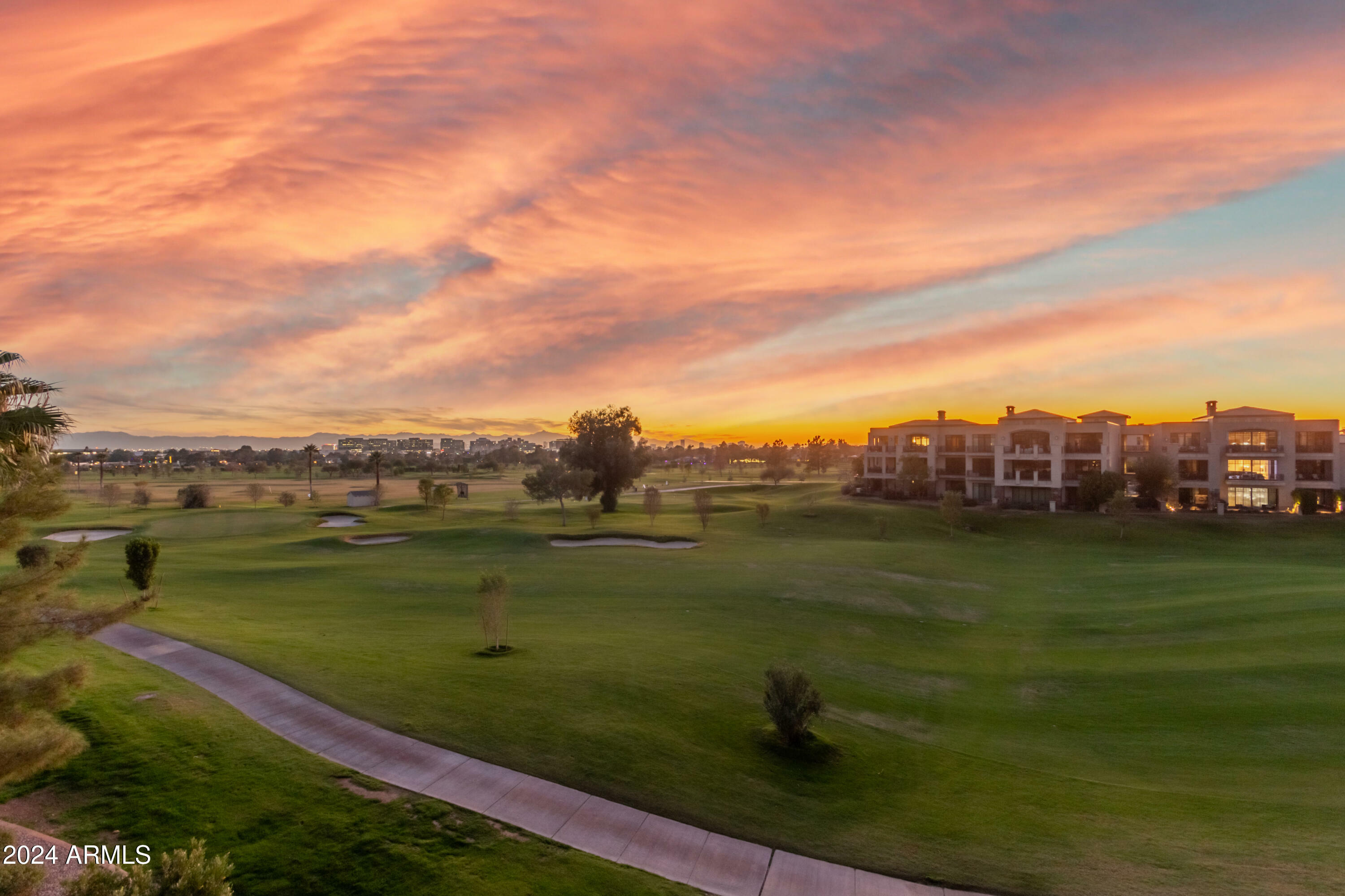Property Photo:  8 Biltmore Estates 323  AZ 85016 