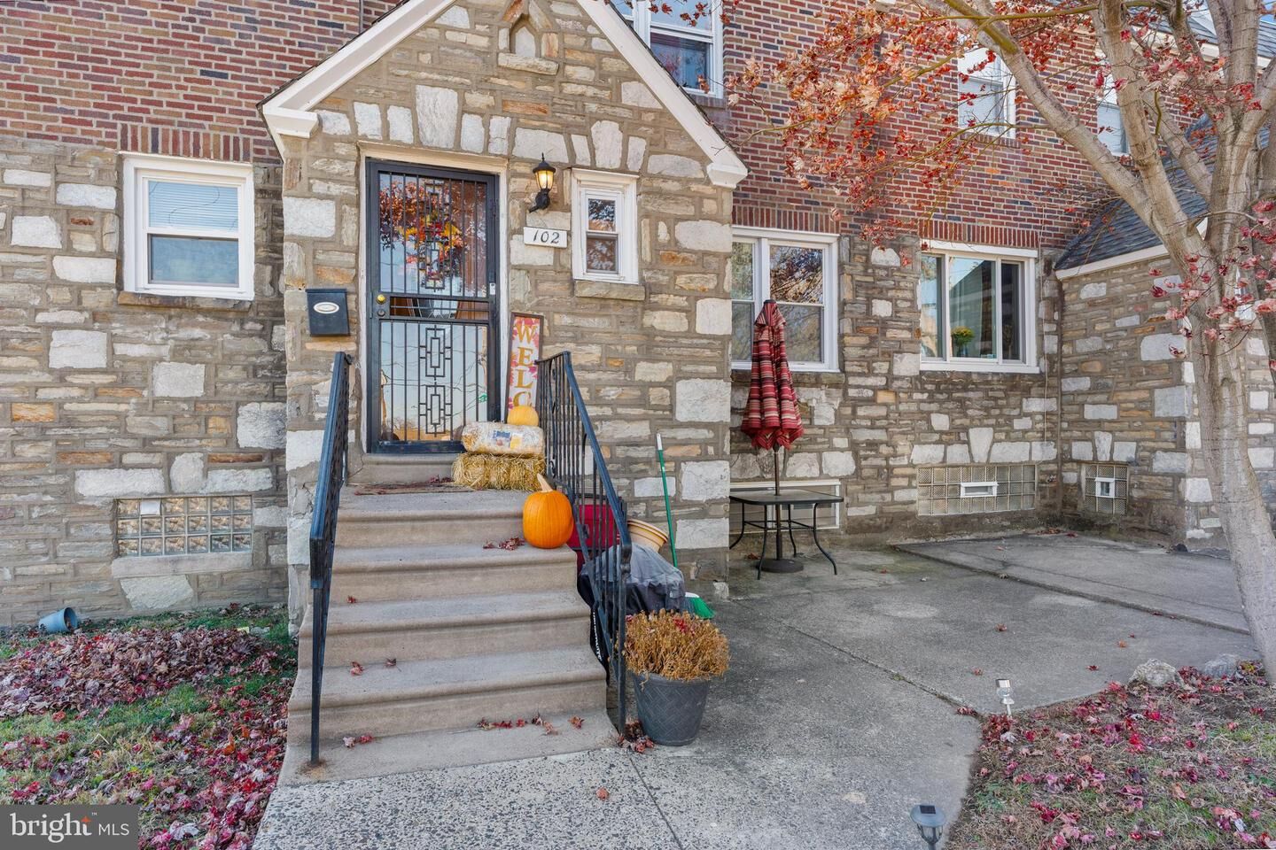 Property Photo: 102 W Walnut Park Drive PA 19120