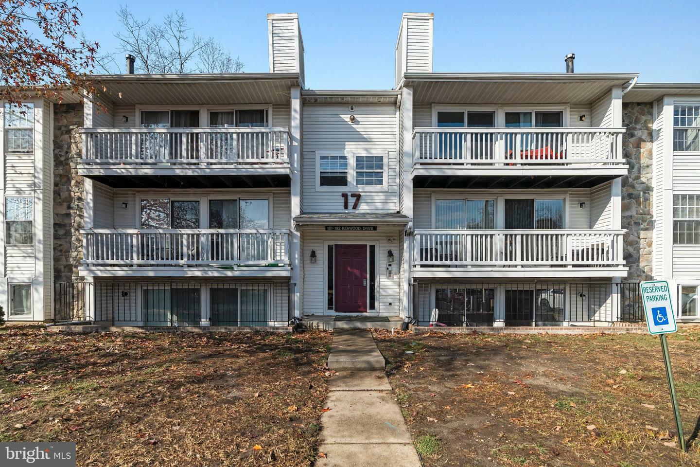 Property Photo:  181 Kenwood Drive  NJ 08081 