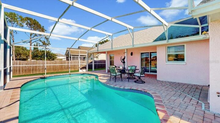 Property Photo: 2708 Erwin Court FL 34743