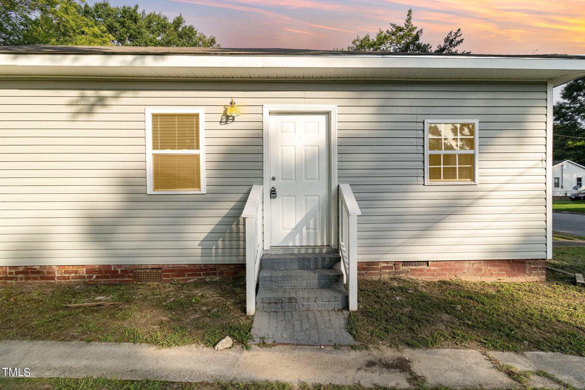 Property Photo:  505 Arrington Avenue  NC 27803 