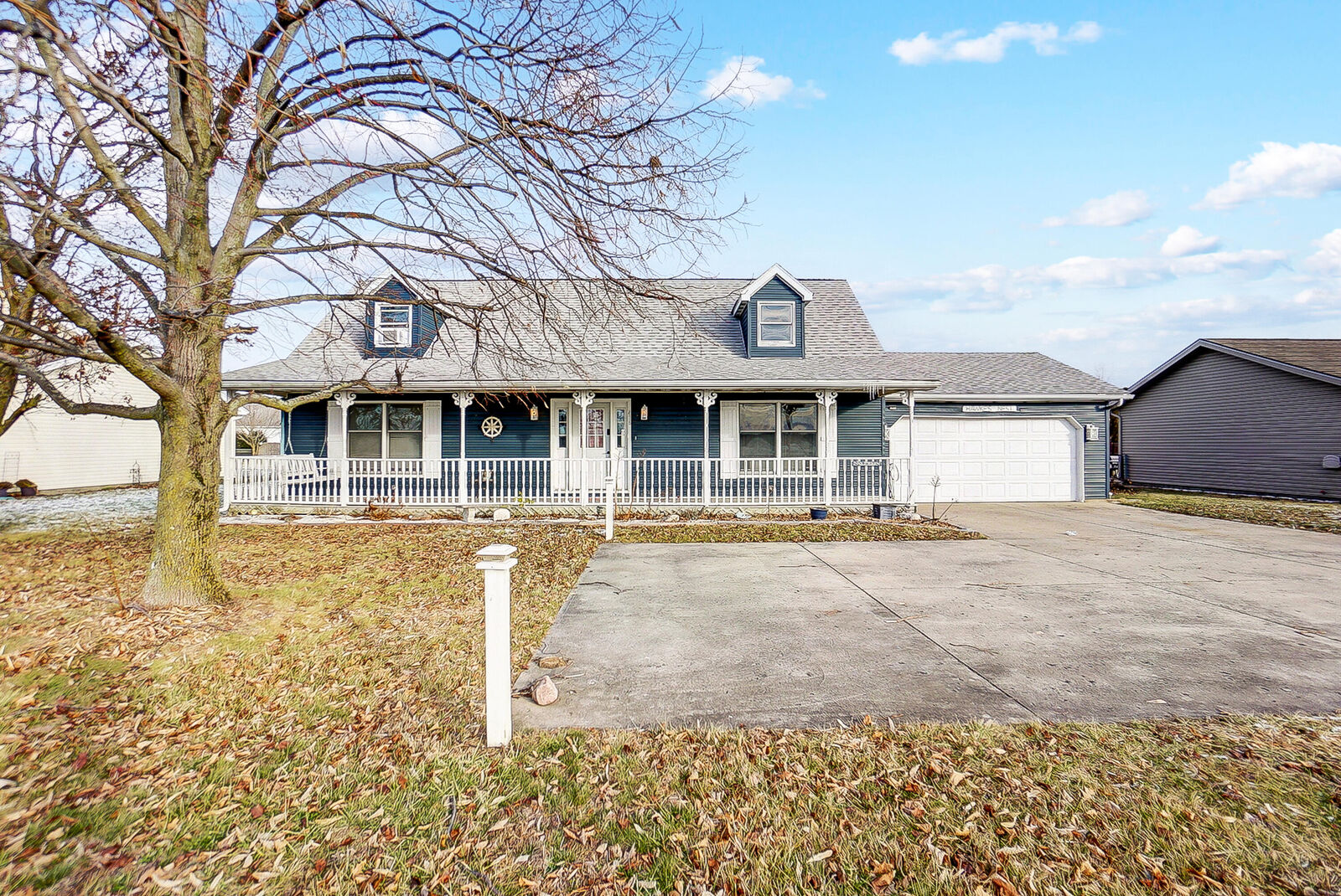 Property Photo: 416 W Main Street OH 43072