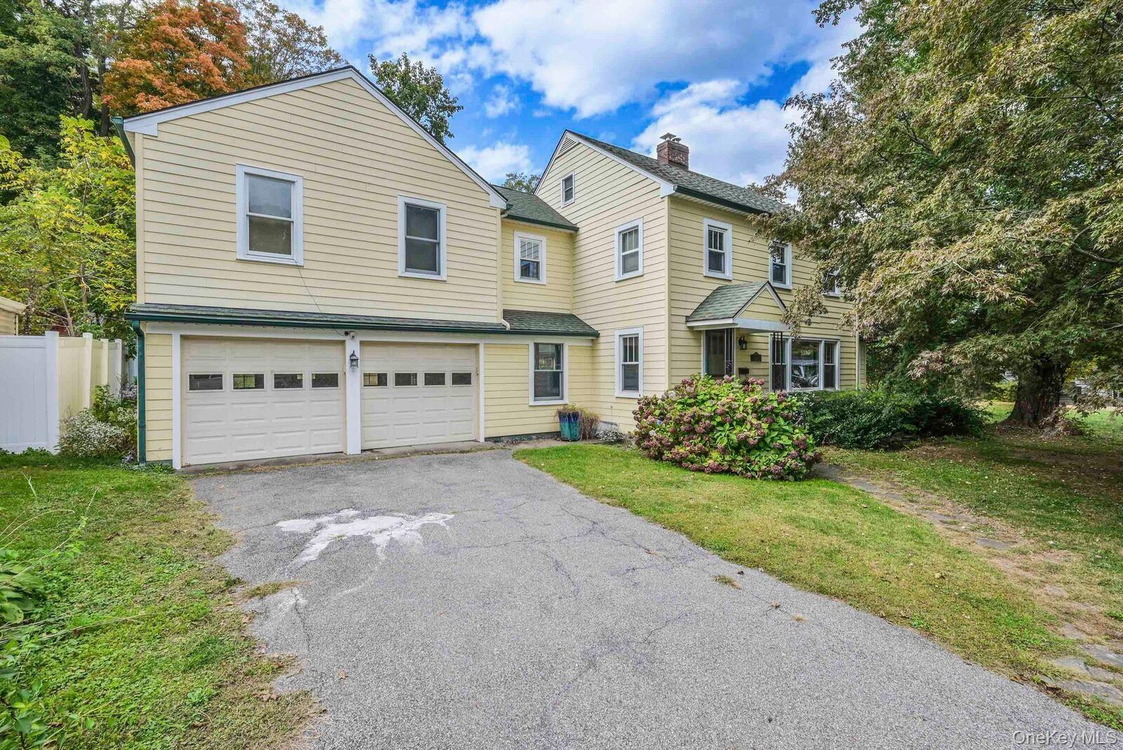 Property Photo:  30 Violet Place  NY 12572 