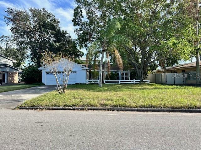 Property Photo: 621 Hudson Avenue FL 33606