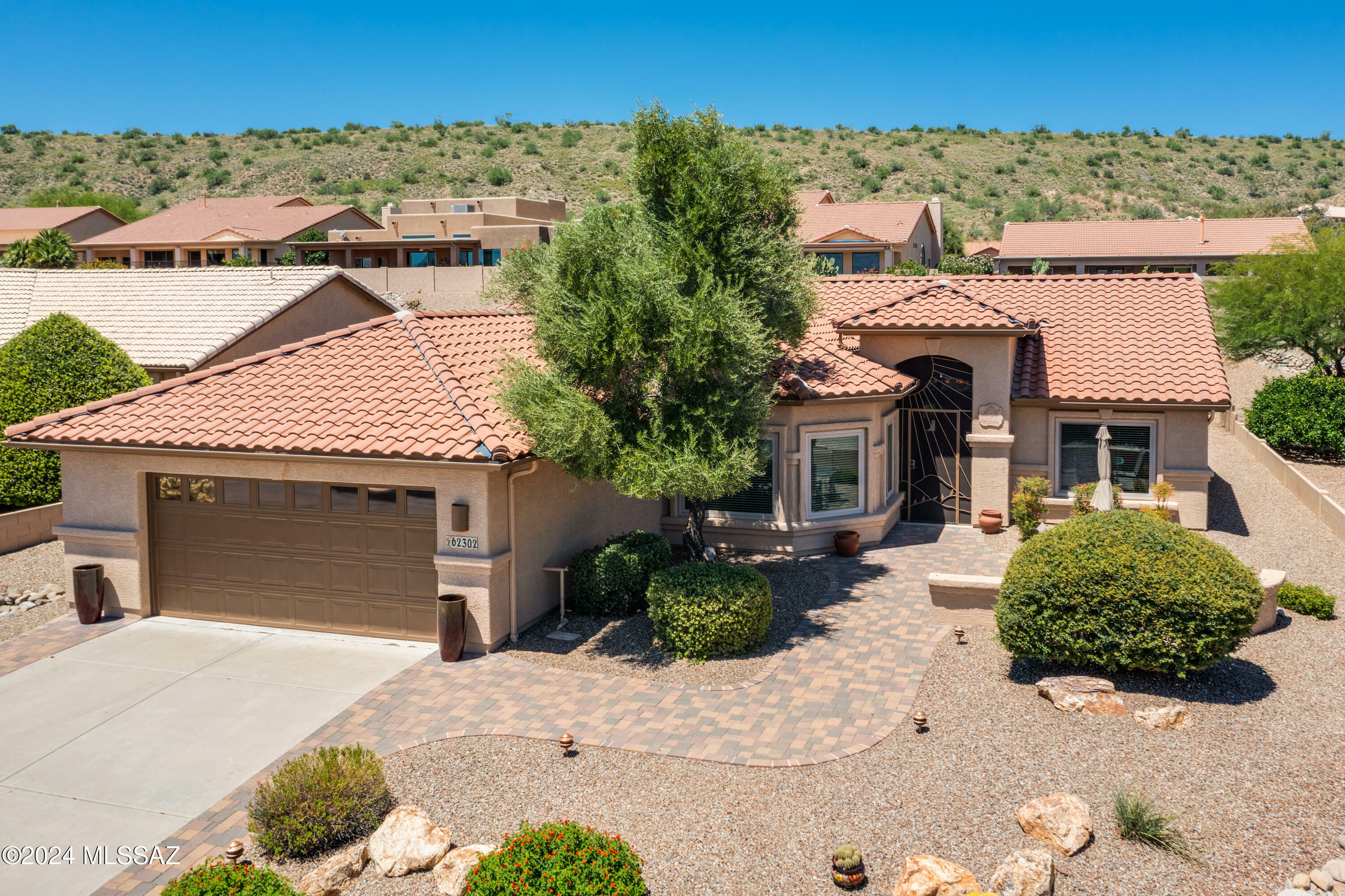 Property Photo:  62302 E Iron Crest Drive  AZ 85739 