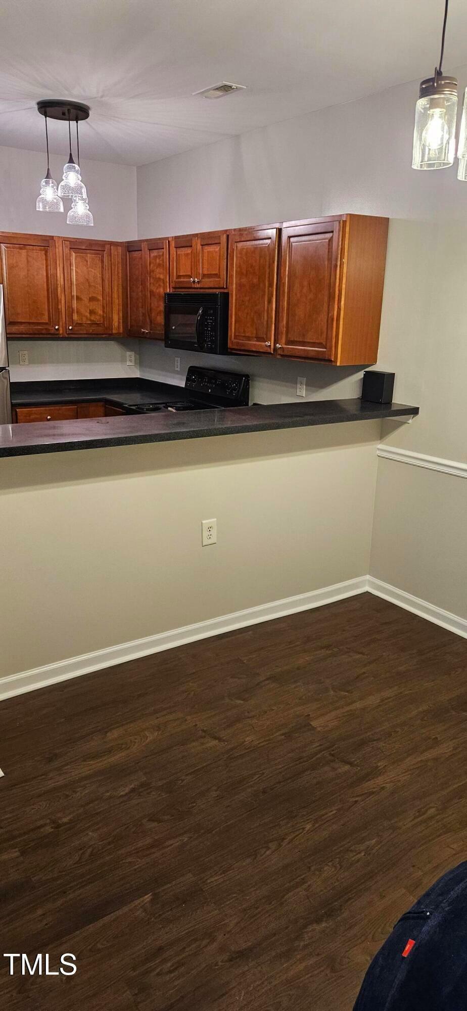 Property Photo: 2631 Oldgate Drive 101 NC 27604