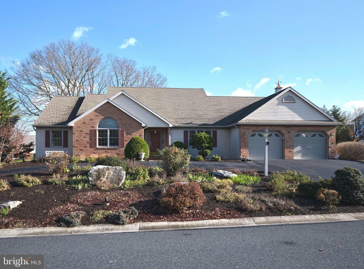 Property Photo:  53 Millstone Drive  PA 17078 