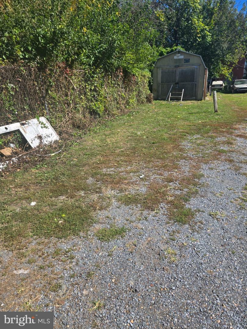 Property Photo:  129 Lemon Street  PA 19602 