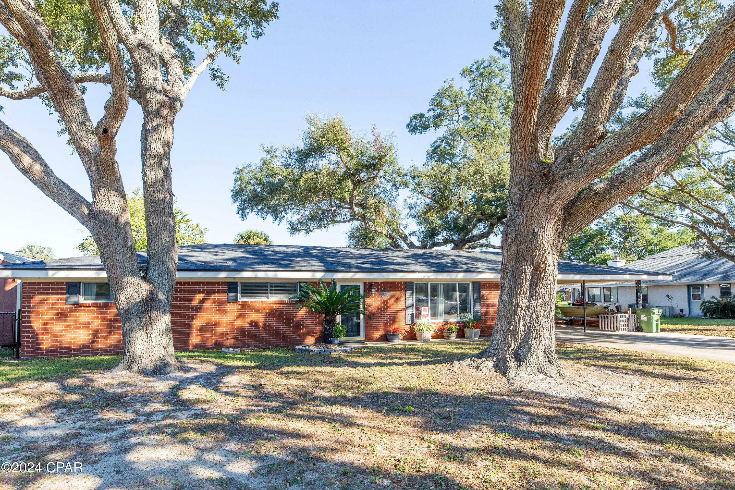 Property Photo: 303 Bay Shore Drive FL 32407