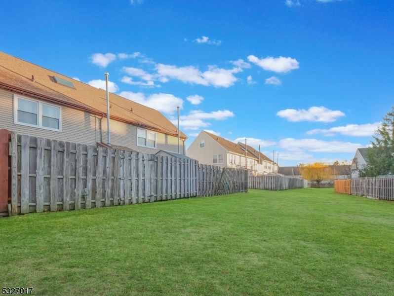 Property Photo:  5 Revere Ct  NJ 08527 