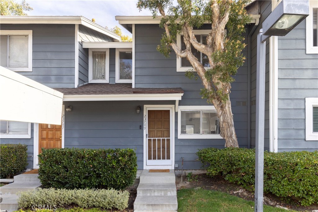 Property Photo:  23749 Bayside Lane  CA 92677 