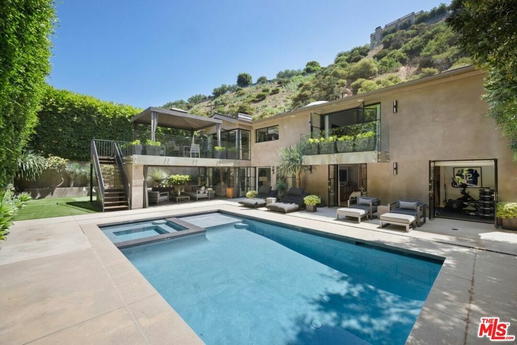 Property Photo: 1853 Franklin Canyon Drive CA 90210