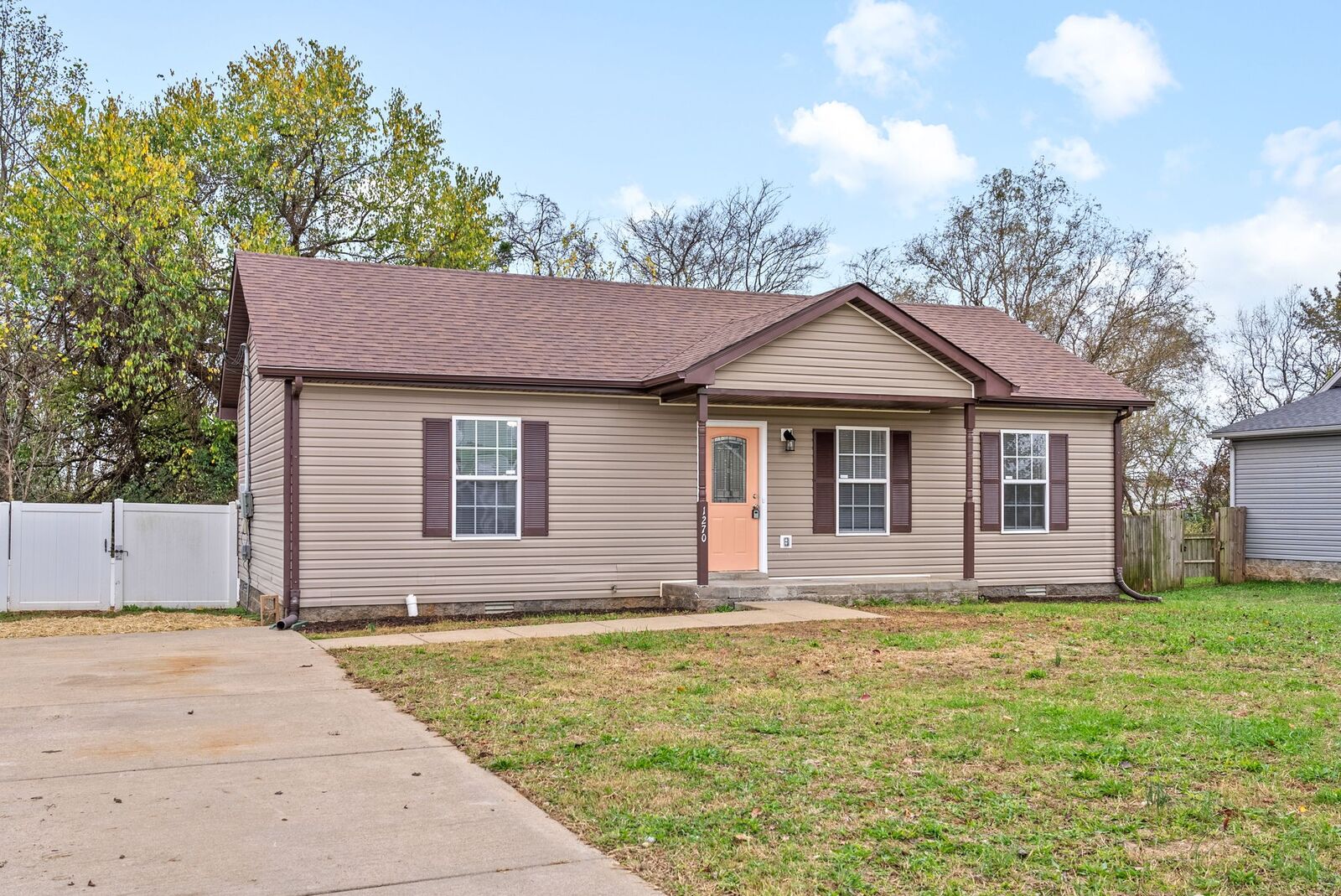 Property Photo:  1270 Silver Star Dr  TN 37042 