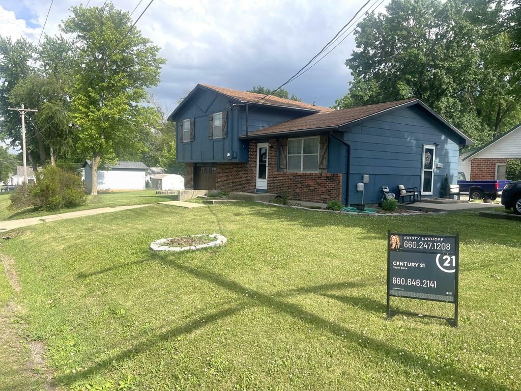 Property Photo: 639 Missouri Avenue MO 64601