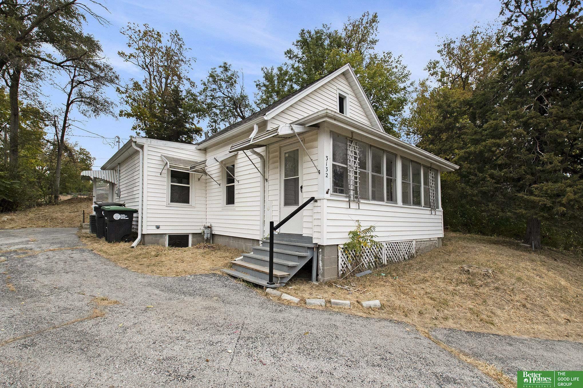 Property Photo:  3132 Craig Avenue  NE 68112 