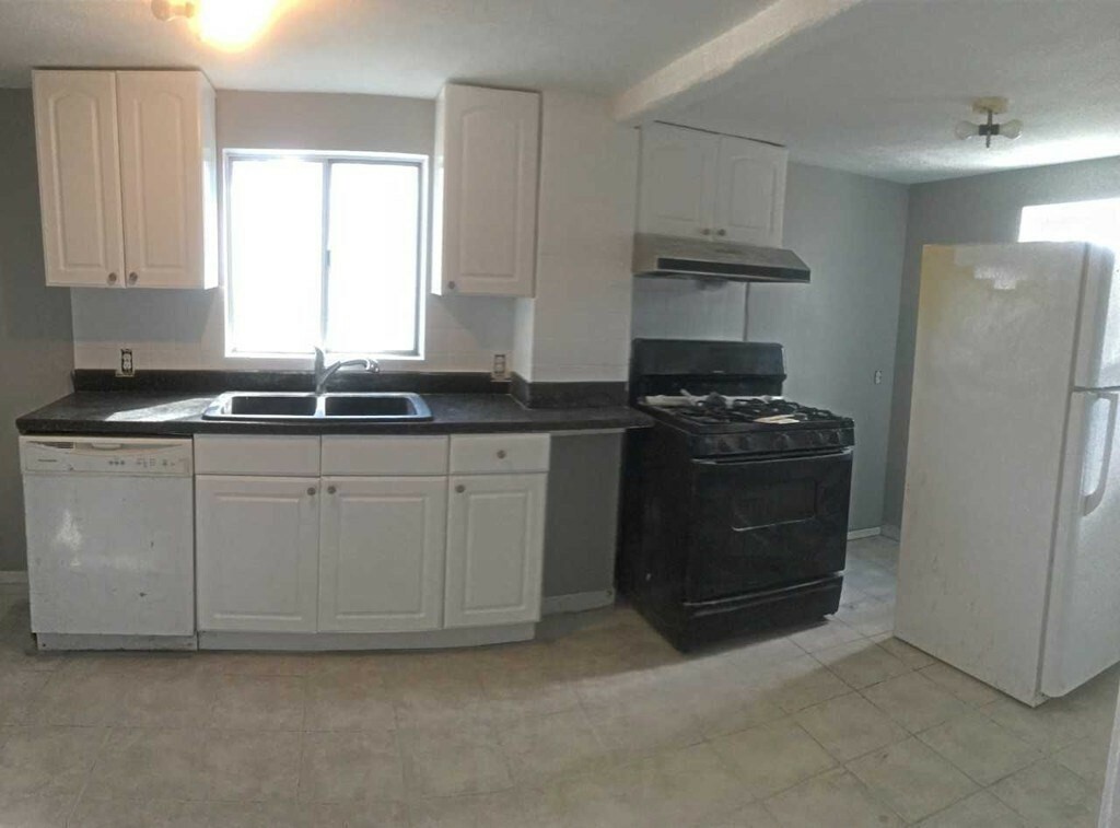 Property Photo:  55 Maverick St. 55  MA 02026 